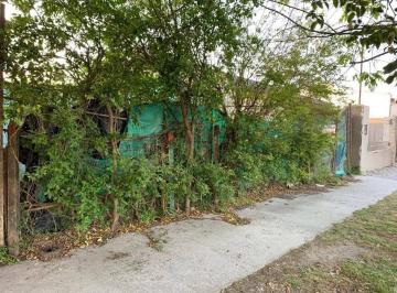 Terreno · 250m² · Las Heras Entre San Martin y Rivadavia - Magdalena - Lote en Venta de 250 m²