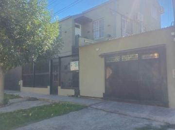 Casa de 9 ambientes, Mercedes · Oportunidad, Se Venden 2 Propiedades Totalmente Independientes en El Mismo Terreno.