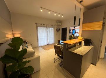 Casa de 3 ambientes, San Isidro · Canchera Casa en Alquiler en Martínez - 2 Dorm.