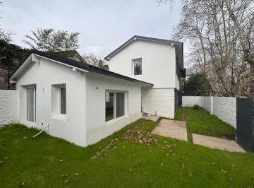 Casa · 142m² · 5 Ambientes · 1 Cochera · Casa en Venta en Beccar, San Isidro, G. B. a. Zona Norte