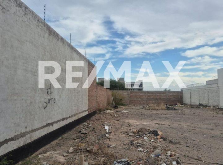 Terreno · 433m²