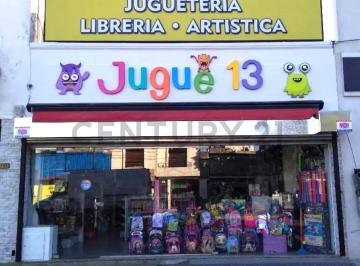 Fondo de comercio · 300m² · Venta de Fondo de Comercio - Calle 13 N° 187 E/ 35 y 36 - La Plata