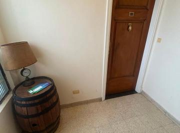Departamento · 58m² · 2 Ambientes · PH 2 Ambientes 1° Piso por Escalera con Patio