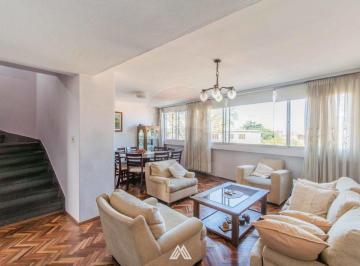 Departamento · 96m² · 6 Ambientes · Venta Duplex de 4 Dorm Cooperativa, Pta Carretas