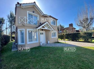 Casa de 5 ambientes, Moreno · Propiedad con Bajo Costo de Expensas y Expansión Verde