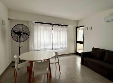 Departamento de 3 ambientes, Balvanera · Balvanera Centro | Excelente 3 Ambientes Amoblado Al Frente con Balcón! Muy Luminoso