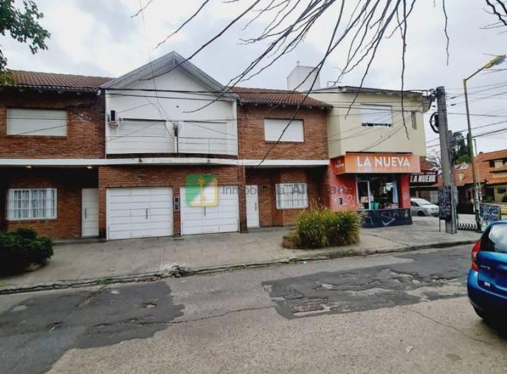 Casa · 125m² · 4 Ambientes · 1 Cochera