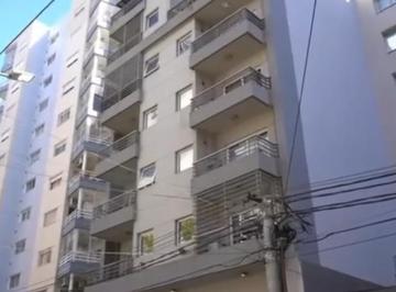 Departamento de 4 ambientes, La Matanza · Triplex Al Frente en Ramos Mejia