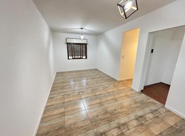 Departamento · 52m² · 3 Ambientes · 1 Cochera · Venta Departamento 3 Ambientes con Cochera