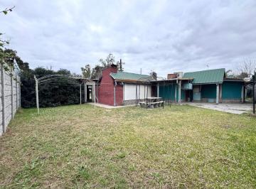 Local comercial · 387m² · 5 Ambientes · 1 Cochera · Venta / Permuta Inmueble con Salón y Parque. Piñero Santa Fe.