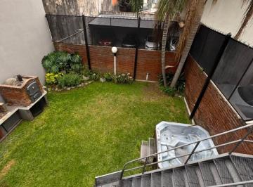 Casa · 197m² · 5 Ambientes · Casa en Lanús Este