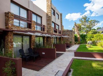 Departamento · 70m² · 3 Ambientes · 1 Cochera · Alquiler Departamento Uf2 en Pinamar Para 5 Personas - Apto Mascotas