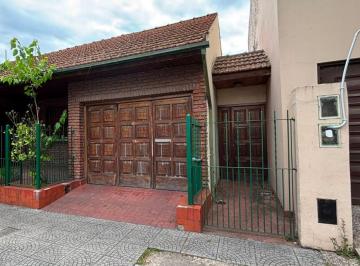 Casa de 6 ambientes, Lomas de Zamora · Venta Casa - 7 Ambientes - 720 m² - Ideal Inversion - Lomas de Zamora