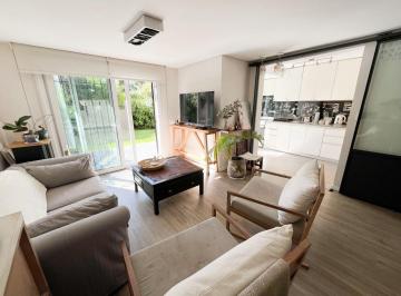Casa · 100m² · 5 Ambientes · Casa en Las Lomas