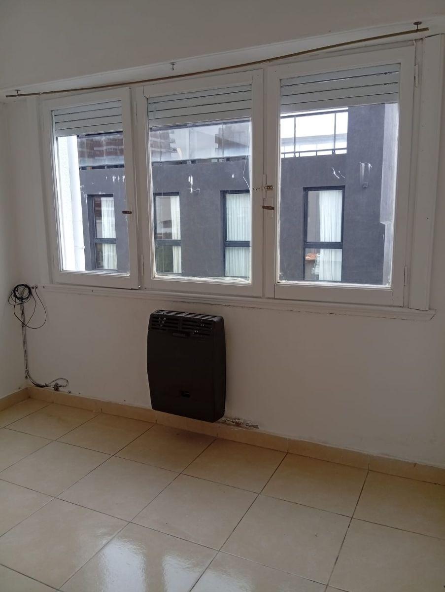 Departamento de 2 ambientes en alquiler ubicado en la zona de Leandro N. Alem