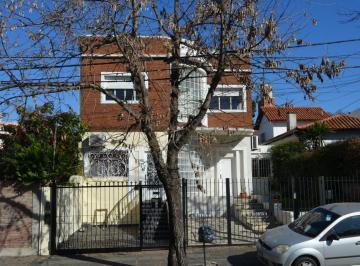 PH de 5 ambientes, Vicente López · Amplio PH de 5 Amb en Planta Alta - 3 Niveles