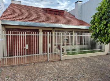 Casa de 4 ambientes, La Matanza · Casa Tipo PH en Alquiler Sobre La Calle Dardo Rocha 1022 San Justo