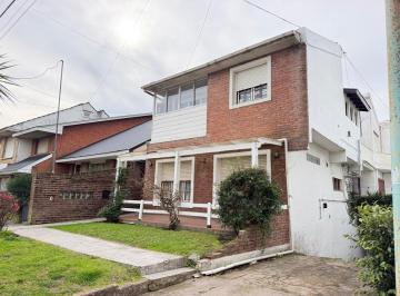 PH · 37m² · 3 Ambientes · 1 Cochera · PH en Constitución