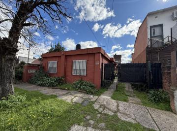 Casa · 40m² · 3 Ambientes · Casa en Venta Burzaco 3 Ambientes Apta Credito