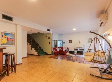 PH · 201m² · 5 Ambientes · 1 Cochera · Venta PH 5 Ambientes en Caballito con Cochera 4 Balcones y Terraza Propia