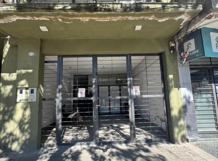 Local comercial · 160m² · 2 Ambientes