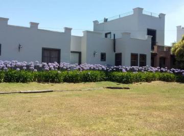 Casa de 7 ambientes, La Plata · Particular Alquila - Casona - Los Porteños, City Bell