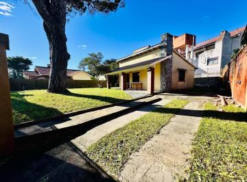 Casa · 45m² · 3 Ambientes · 2 Cocheras · Casa en El Centro de Villa Gesell