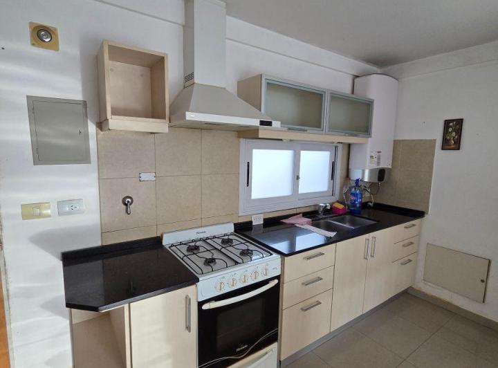 Departamento · 80m² · 3 Ambientes · 1 Cochera