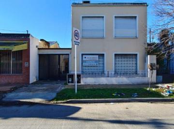 PH · 74m² · 3 Ambientes · 1 Cochera · Venta PH 3 Ambientes Al Frente en Moron