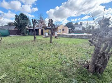 Quinta vacacional · 160m² · 4 Ambientes · 1 Cochera · Casa Quinta en Venta en Derqui, Pilar, G. B. a. Zona Norte