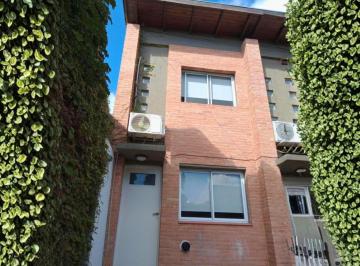 PH · 60m² · 3 Ambientes · Alquiler Hermoso Duplex Los Hornos