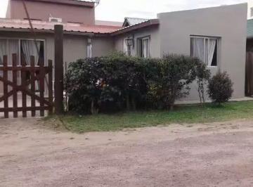 Casa · 100m² · 4 Ambientes · 1 Cochera · Venta Casa Country Roda 3 Habitaciones Parrilla Patio Garage Cerca de Amenities Calle 1