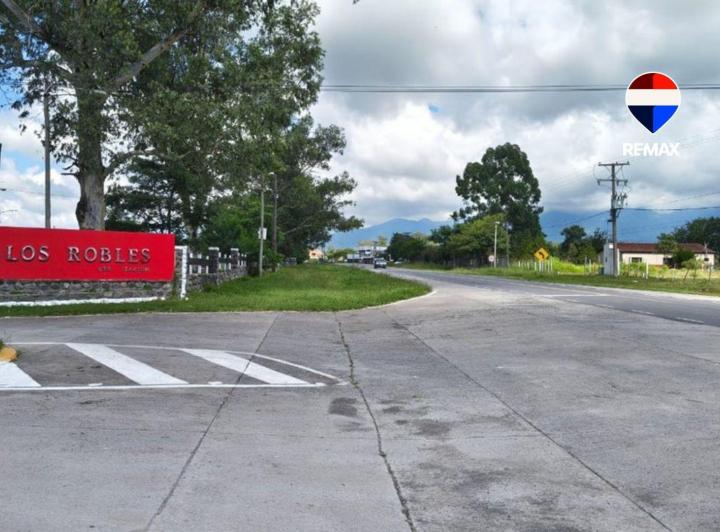 Terreno · 663m²