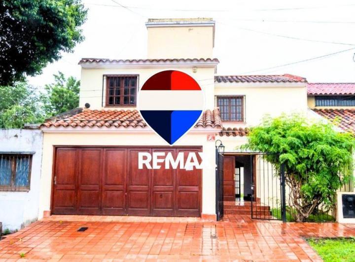Casa · 201m² · 5 Ambientes · 2 Cocheras