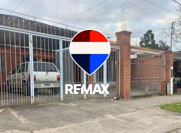 Casa · 178m² · 6 Ambientes · Casa Venta Zona Sur Intersindical 4 Dorm 250 m²