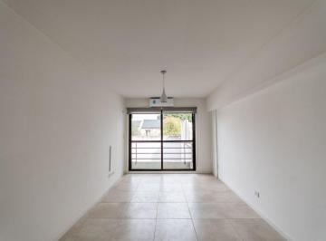 Departamento · 50m² · 3 Ambientes · 1 Cochera · Departamento 3 Ambientes Venta Olivos Cochera
