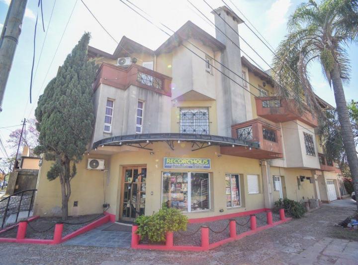 Casa · 357m² · 7 Ambientes