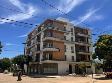 Departamento · 68m² · 3 Ambientes · Departamento de 2 Dorm. Avi Newbery