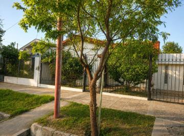 Casa · 150m² · 4 Ambientes · 1 Cochera · Venta Casa en Ciudad de Mendoza