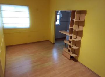 Departamento de 2 ambientes, Caballito · Departamento 2 Ambientes Luminoso con Buena Distribución.