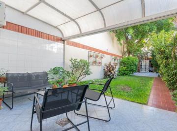 Casa · 134m² · 4 Ambientes · 1 Cochera · Venta Dúplex C/cochera, Jardín, Quincho en Almagro