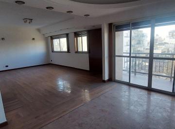 Departamento · 201m² · 5 Ambientes · 2 Cocheras · Departamento en Venta Avellaneda 5 Amb Cochera
