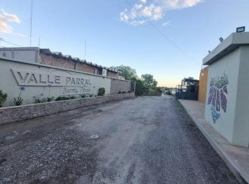 Terreno · 702m² · Lote de 702 m². B° Privado Valle Parral. Marquesado