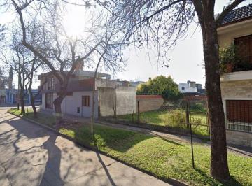 Terreno · 212m² · Terreno de 212 m en Venta - V. Gobernador Galvez