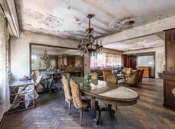 PH · 241m² · 6 Ambientes · Venta PH en Villa General Mitre