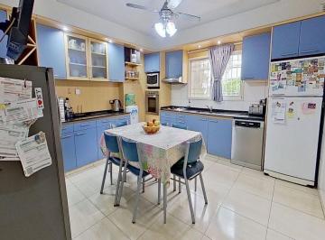 PH · 214m² · 4 Ambientes · 4 Cocheras · Venta PH Triplex 4 Amb Villa del Parque