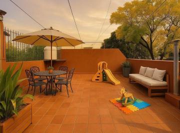Casa · 90m² · 4 Ambientes · Venta Doble Casa en Pompeya Terraza Patio Quincho!