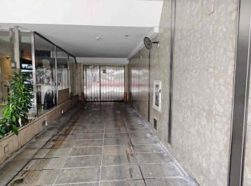 Garage · 15m² · Cochera Amplia Cubierta Almagro 2do Piso Venta