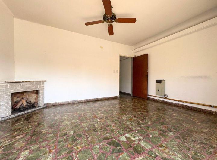 PH · 165m² · 4 Ambientes · 1 Cochera