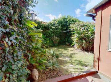 PH · 63m² · 3 Ambientes · 1 Cochera · Venta PH 3 Amb Florida Pb Patio, Quincho y Cochera